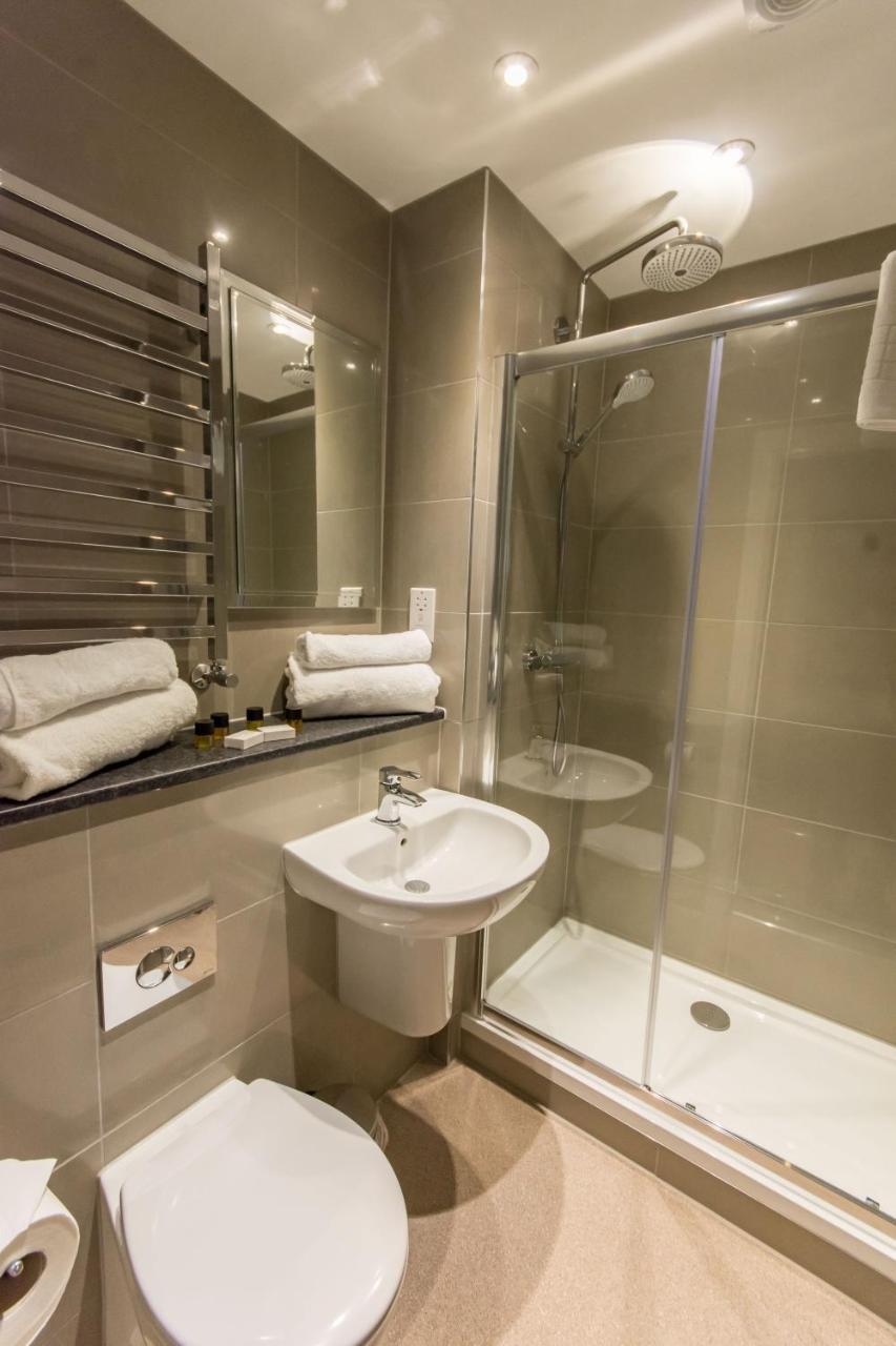 St Nicholas Hotel קולצ'סטר מראה חיצוני תמונה